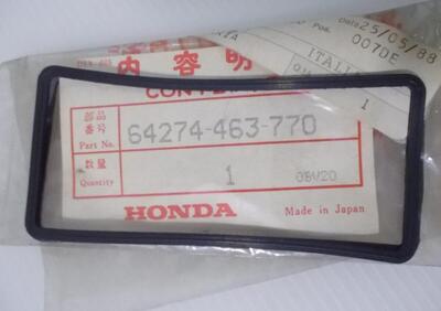 GUARNIZIONE CONDOTTO ARIA DESTRO HONDA GL 1100 198 - Annuncio 8300020