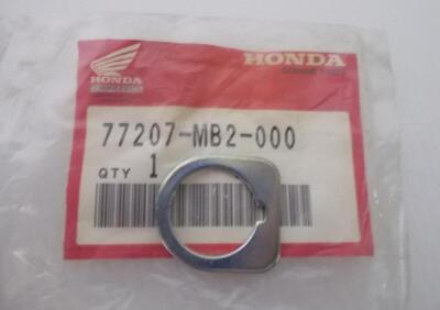 FERMO SERRATURA SELLA HONDA VF 750 F VF750F - Annuncio 8300935