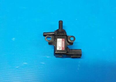 VALVOLA CONTROLLO ARIA AIR VALVE CONTROL HONDA LEA  - Annuncio 8301042