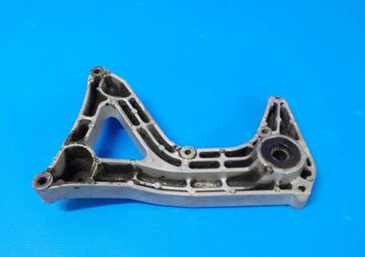 staffa ruota posteriore HONDA FORESIGHT 250 1998 1  - Annuncio 8303275