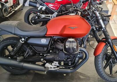 Moto Guzzi V7 Stone (2021 - 24) - Annuncio 8327943