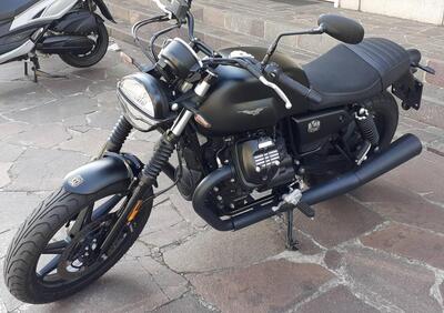 Moto Guzzi V7 Stone (2021 - 24) - Annuncio 8248790
