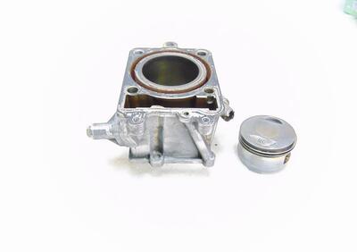 cilindro e pistone vedere dettaglio MOTORS ATENA 1  - Annuncio 8650937
