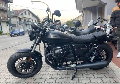 Moto Guzzi V9 Bobber (2021 - 24) - Annuncio 8676097