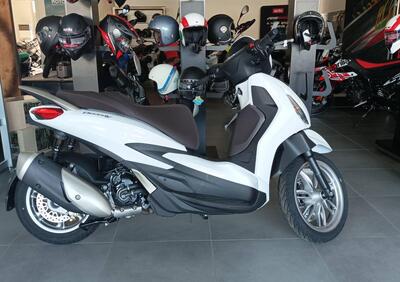 Piaggio Beverly 300 ABS-ASR (2021 - 24) - Annuncio 8990995