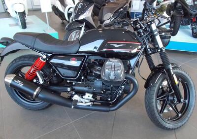Moto Guzzi V7 Stone (2021 - 24) - Annuncio 9036403