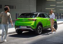 Opel: addio al "libretto d'uso e manutenzione" di carta, i boomer sono avvertiti