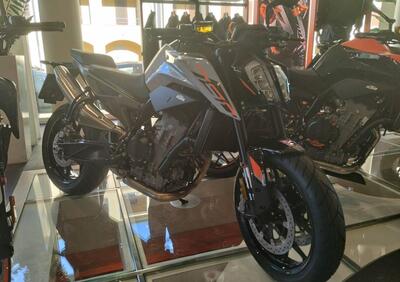 KTM 790 Duke L (2023 - 24) - Annuncio 9129577