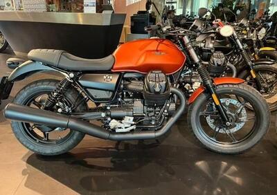 Moto Guzzi V7 Stone (2021 - 24) - Annuncio 9060140