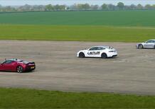 Drag race tra Ferrari, Tesla e Porsche [VIDEO]
