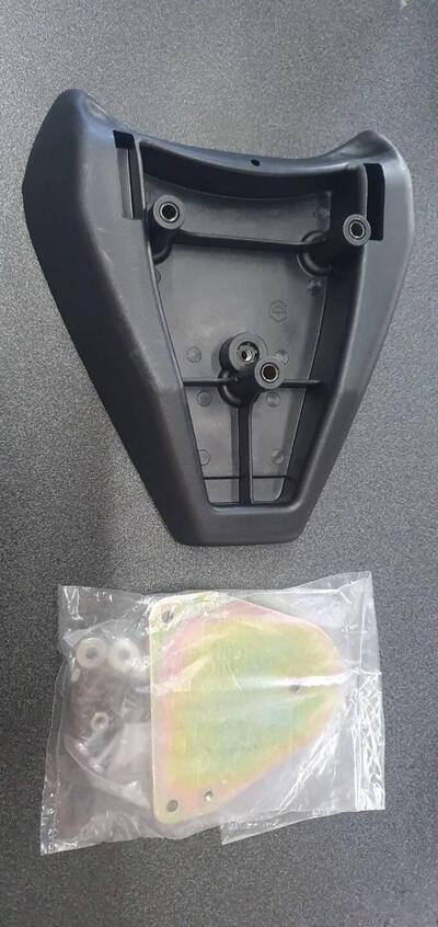 ATTACCO PORTAPACCHI BAULETTO PIAGGIO LIBERTY 62008