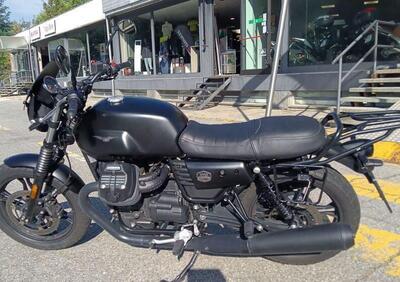 Moto Guzzi V7 Stone (2021 - 24) - Annuncio 9263798