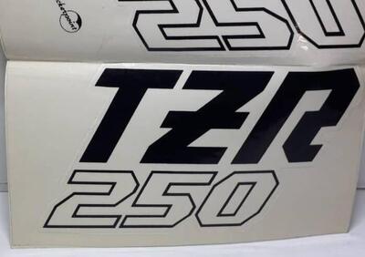 Coppia adesivi Yamaha TZR 250 111187 art - Annuncio 9293480