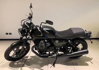 Moto Guzzi V7 Stone (2021 - 24) - Annuncio 9304455