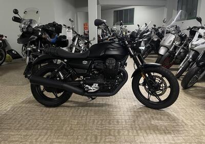 Moto Guzzi V7 Stone (2021 - 24) - Annuncio 9325949