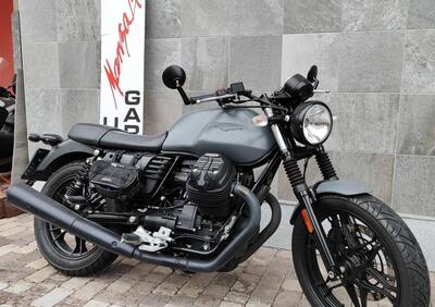 Moto Guzzi V7 III Stone (2017 - 20) - Annuncio 9335943