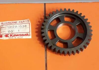 Ingranaggio uscite terza Kawasaki 131291536 - Annuncio 9364621