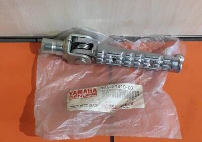 Pedana anteriore Sx Yamaha TZR 125 3MA274100000 - Annuncio 9365530