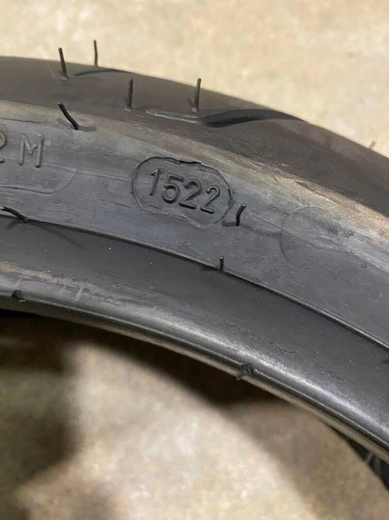 TRENO GOMME T MAX 160/60 17 120/70 15 DUNLOP SCOOT (2)