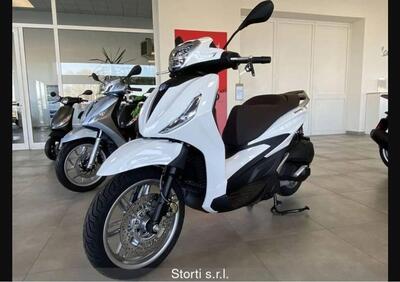 Piaggio Beverly 300 ABS-ASR (2021 - 24) - Annuncio 9374790