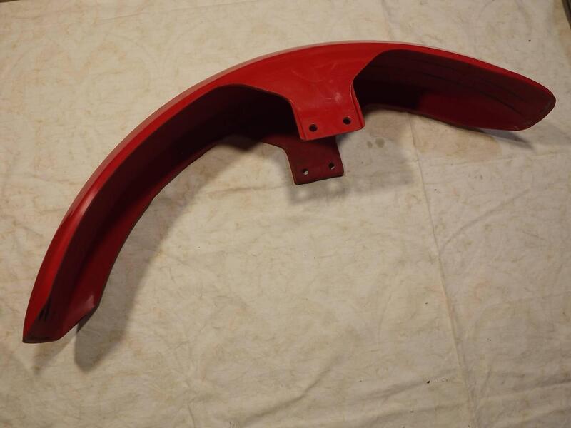 PARAFANGO ANT.MOTO GUZZI 850 LEMAS