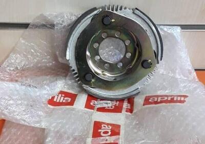 Frizione centrifuga cmpl Aprilia AP8560053 - Annuncio 9382821