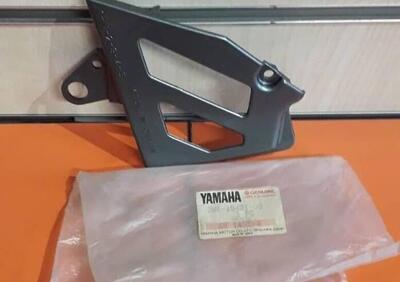 Coperchio pignone Yamaha TT/XT 600 2WK154210000 - Annuncio 9389878