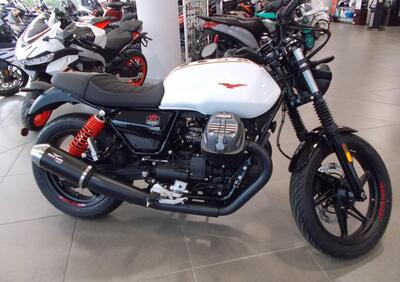 Moto Guzzi V7 Stone Ten (2024) - Annuncio 9408325