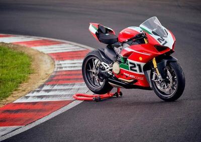 Ducati Panigale V2 Bayliss 1st Championship 20th Anniversary (2021 - 24) - Annuncio 9415647