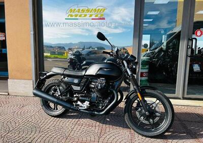 Moto Guzzi V7 III Stone (2017 - 20) - Annuncio 9431759