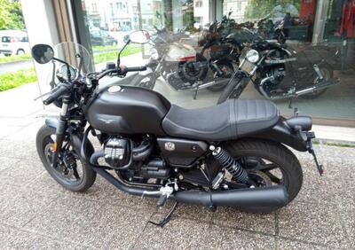 Moto Guzzi V7 Stone (2021 - 24) - Annuncio 9436416