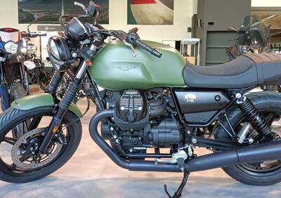 Moto Guzzi V7 Stone (2021 - 24) - Annuncio 9438418