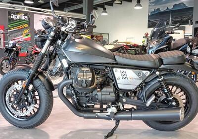 Moto Guzzi V9 Bobber (2021 - 24) - Annuncio 9439352