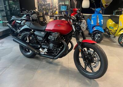Moto Guzzi V7 Stone (2021 - 24) - Annuncio 9443790