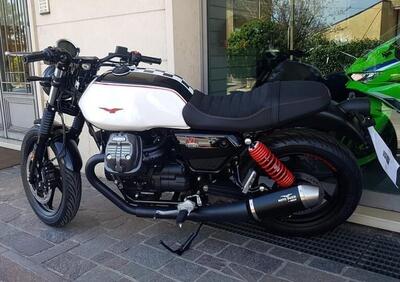 Moto Guzzi V7 Stone Ten (2024) - Annuncio 9457826