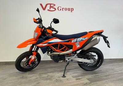 KTM 690 SMC R (2023 - 24) - Annuncio 9471840