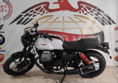 Moto Guzzi V7 Stone Ten (2024) - Annuncio 9480141