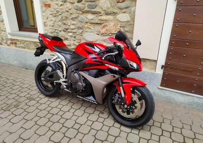 Honda CBR 600 RR (2007 - 08) - Annuncio 9487088