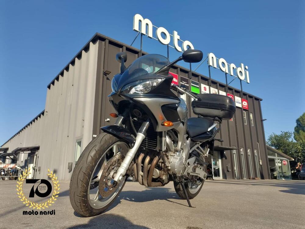 Yamaha FZ6 Fazer (2004 - 07) Usata