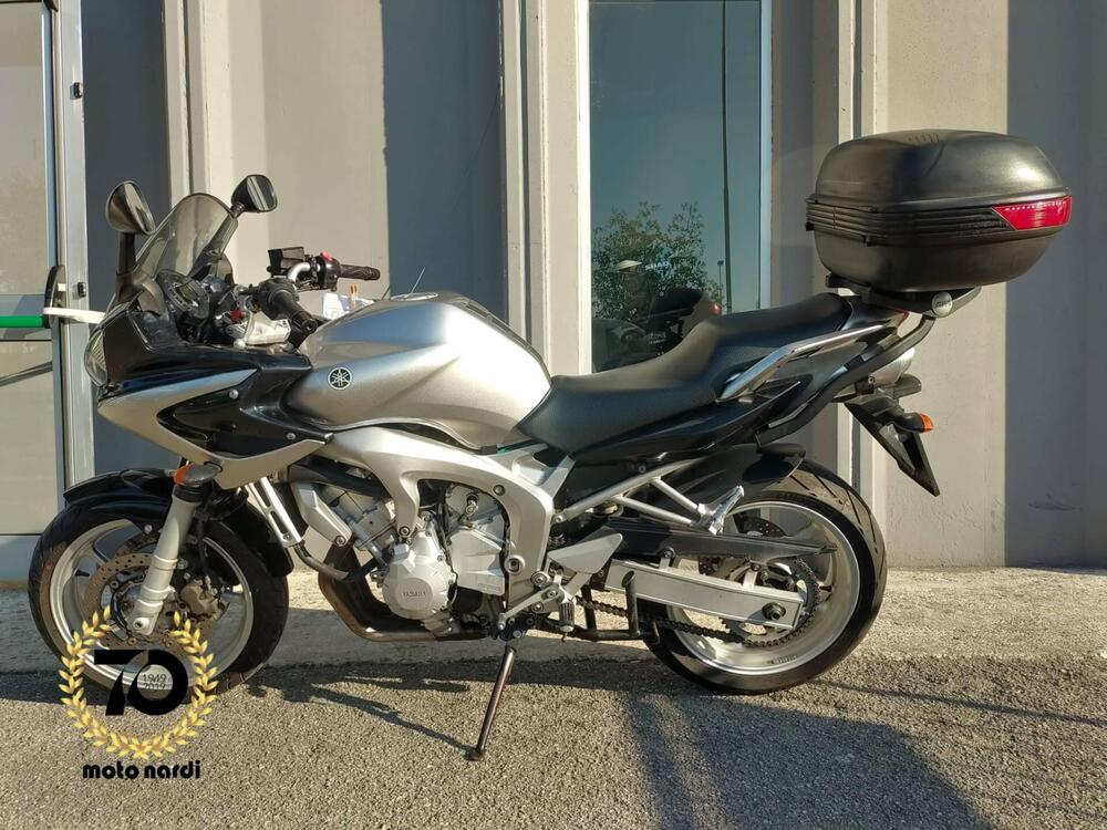 Yamaha FZ6 Fazer (2004 - 07) Usata