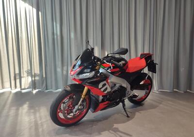 Aprilia Tuono 1100 V4 Factory (2021 - 24) - Annuncio 9520947