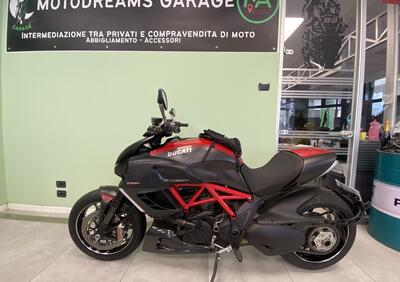 Ducati Diavel 1200 Carbon (2010 - 13) - Annuncio 9533259