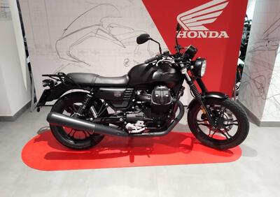 Moto Guzzi V7 III Stone (2017 - 20) - Annuncio 9536481