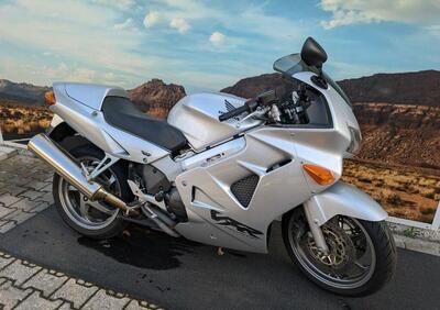 Honda VFR 800 F (2014 - 16) - Annuncio 9538629