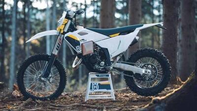 Husqvarna TE 125 (2025) nuova