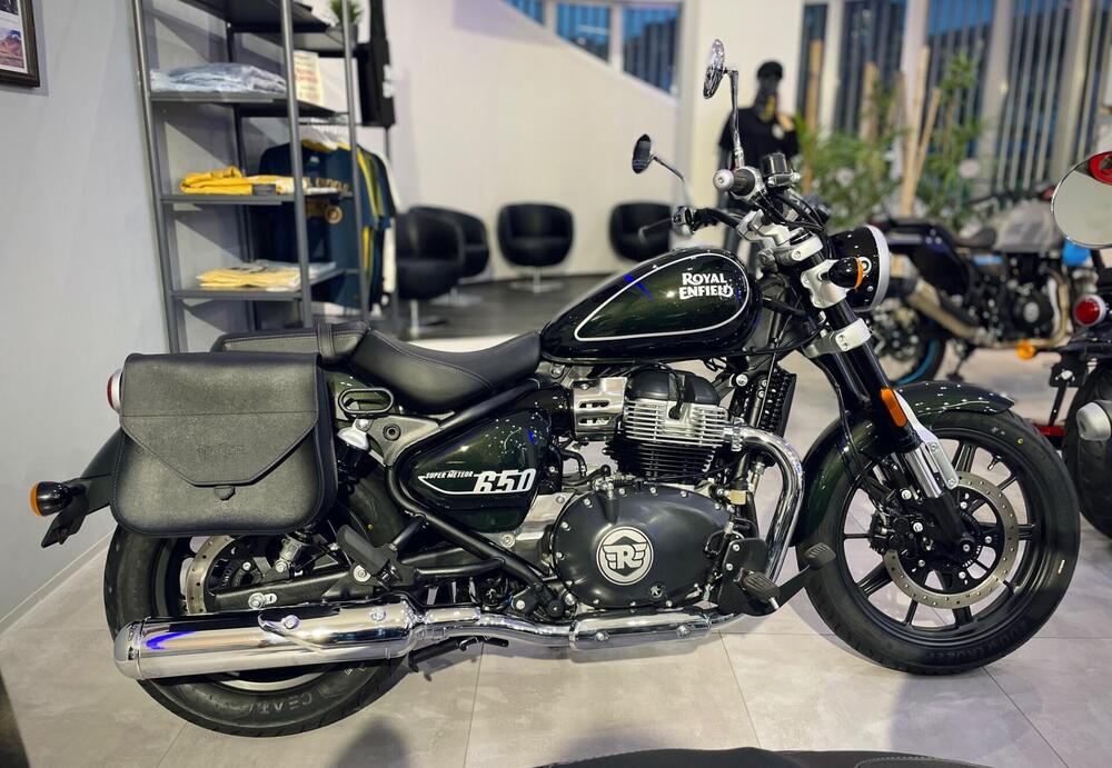 Royal Enfield Super Meteor 650 (2023 - 24) Nuova