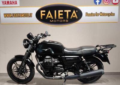 Moto Guzzi V7 III Stone (2017 - 20) - Annuncio 9546841