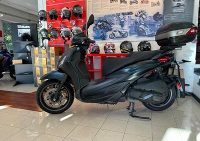 Piaggio Beverly 300 Hpe (2021) - Annuncio 9547636