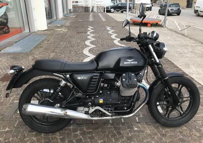 Moto Guzzi V7 II Stone (2015 - 17) - Annuncio 9548746