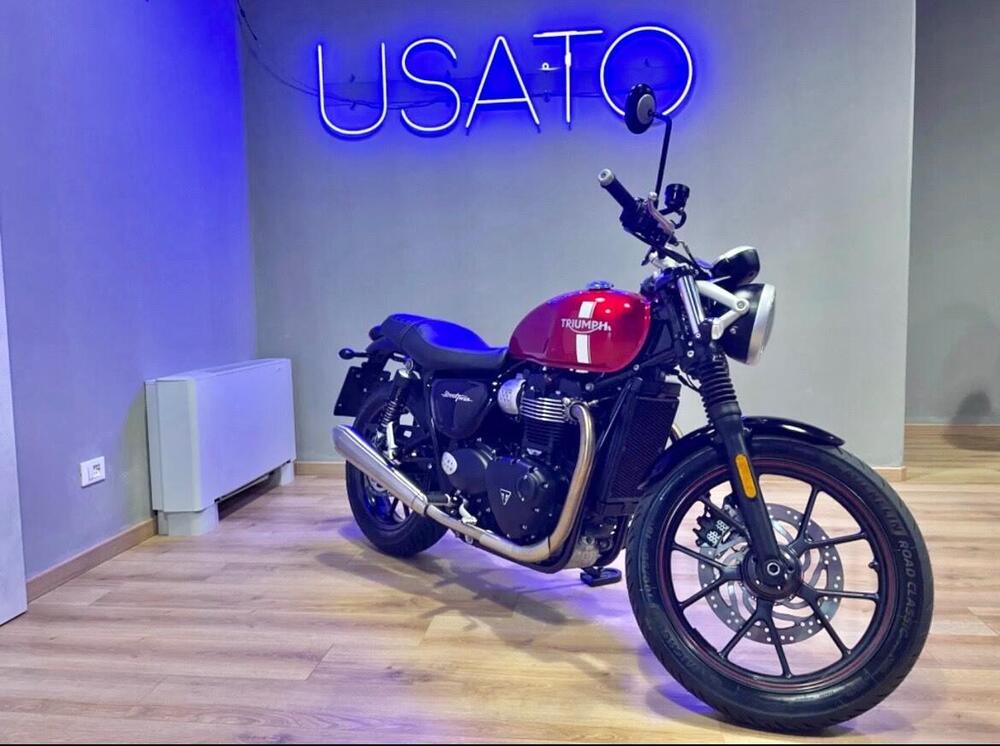 Triumph Street Twin 900 (2017 - 18) Usata